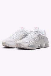 Nike Shox R4 Sneaker - White + Metallic Silver EU42 Herren