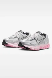 Nike Zoom Vomero 5 Sneaker - Photon Dust + Metallic Silver EU37.5 Damen