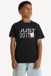 Nike T-Shirt - Black L Kids
