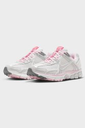 Nike Zoom Vomero 5 Sneaker - Photon Dust + Metallic Silver EU36.5 Damen