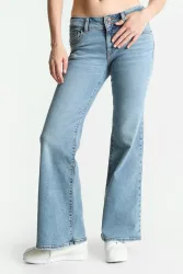 Levi's Superlow Flare Jeans L32 - The big idea 26/32 Damen