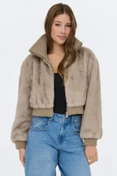 Only ONLWICKI Kurze Kunstpelzjacke - String XS Damen
