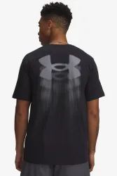 Under Armour T-Shirt - Black M Herren