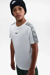 Nike T-Shirt - White L Kids