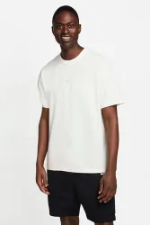 Nike Premium Essentials T-Shirt - Sail XS Herren