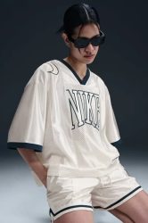 Nike Oversize T-Shirt - Sail + Armory Navy XS Damen