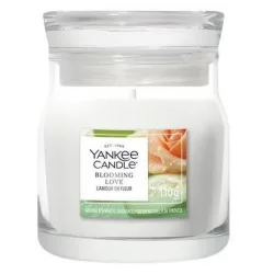 Yankee Candle Blooming Love Duftkerze (110g)