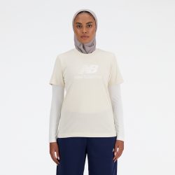 New Balance New Balance W Sport Essentials Jersey Logo T-Shirt Damen, beige, Grösse: M Regular Fit Damen, beige, Grösse: M