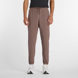 New Balance New Balance Run Essentials Jogger Herren, braun, Grösse: S  Herren, braun, Grösse: S