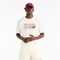 New Balance New Balance Reimagined Graphic T-Shirt Herren, beige, Grösse: S  Herren, beige, Grösse: S