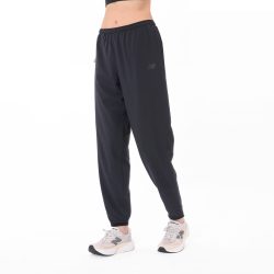 New Balance New Balance W Run Essentials Jogger Damen, schwarz, Grösse: M  Damen, schwarz, Grösse: M