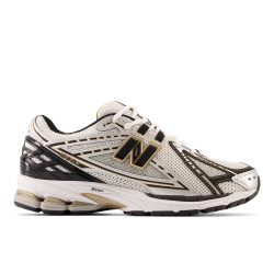 New Balance M1906 Sneaker - Black + Metallic Silver + White EU42 Herren