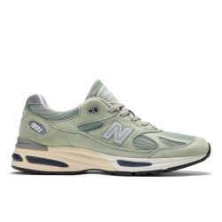 New Balance U 991 Made in UK v2 Dusted Pastels Freizeitschuhe / Sneaker unisex, grün, Grösse: 36