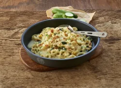 Trekn Eat - Sahnenudeln mit Hühnchen und Spinat