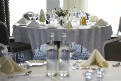 Park Grand London Heathrow