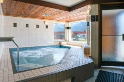 Rocky Mountain Ski Lodge