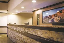 La Quinta Inn & Suites by Wyndham Las Vegas Airport South
