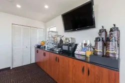 Super 8 by Wyndham Fort Bragg