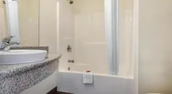 SureStay Plus Hotel by Best Western Niagara Falls East