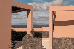 Domes Novos Santorini, Autograph Collection
