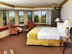 Historic Santa Maria Inn