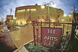 Lancaster Arts Hotel