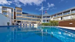 Edit Picton Hotel