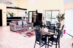 Days Inn by Wyndham Burleson Ft. Worth