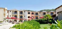 Club Esse Posada Beach Resort