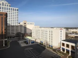Hilton Garden Inn Virginia Beach Town Center