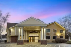 Best Western Plus The Inn at Sharon/Foxboro