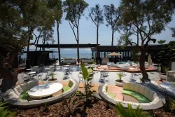 Unique Life Style Hotel