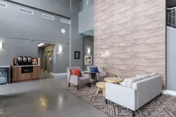 Holiday Inn & Suites London South by IHG