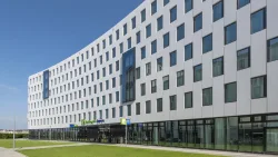 Holiday Inn Express Dusseldorf - Hauptbahnhof by IHG