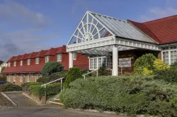 Best Western Calcot Hotel
