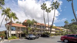 Days Inn by Wyndham San Diego Hotel Circle