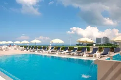 Flipper Lodge