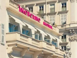 Mercure Nice Marche aux Fleurs Hotel