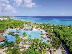 Grand Palladium Colonial Resort & Spa