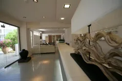 Flamingos Hotel