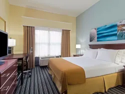Holiday Inn Express & Suites Clearwater North - Dunedin