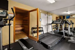 Comfort Inn & Suites Sequoia Kings Canyon