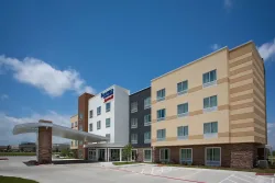 Fairfield by Marriott Inn & Suites Dallas West/I-30