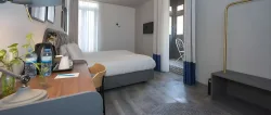 Mr Todd Hotel