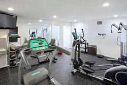 Best Western Plus Marina Shores Hotel - Dana Point