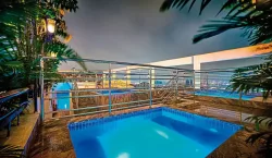 Windsor Plaza Hotel