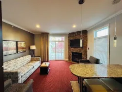 Golden Gables Inn Dazzler Select by Wyndham