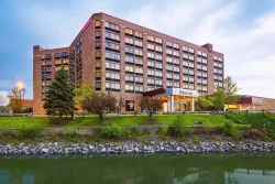 Sheraton Lisle Hotel