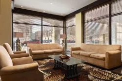 Days Inn by Wyndham Edmonton Downtown