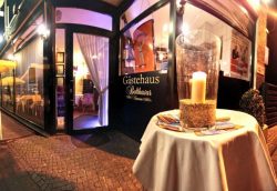 Dini Chance GmbH, DEUTSCHLAND, 3 Tage Urlaub im Balthasar Neumann Gästehaus in der Domstadt Köln erleben, Reisen, Reiseschein, Reisescheine, Reisegutschein, Reisegutscheine, Hotelgutschein, Hotelgutscheine, Urlaubsgutschein, Urlaubsgutscheine, Kurz